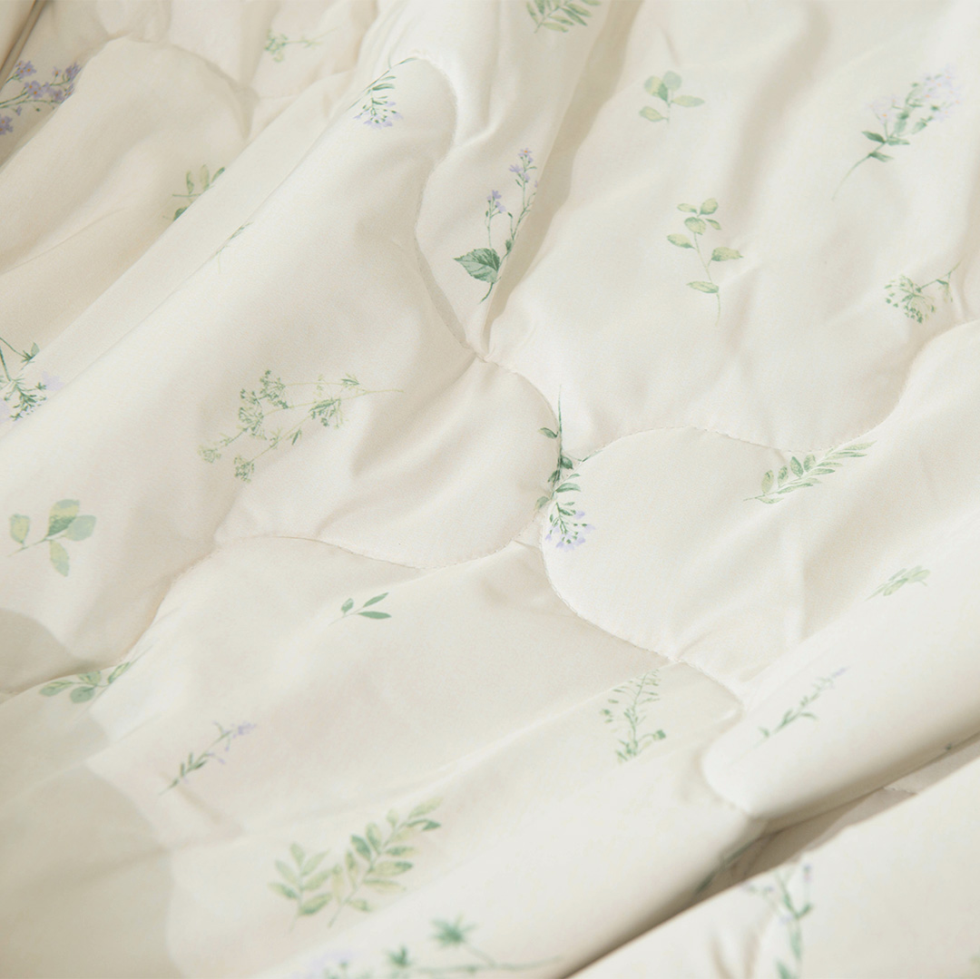 Sylvia Bedding Set (SS/Q/K)