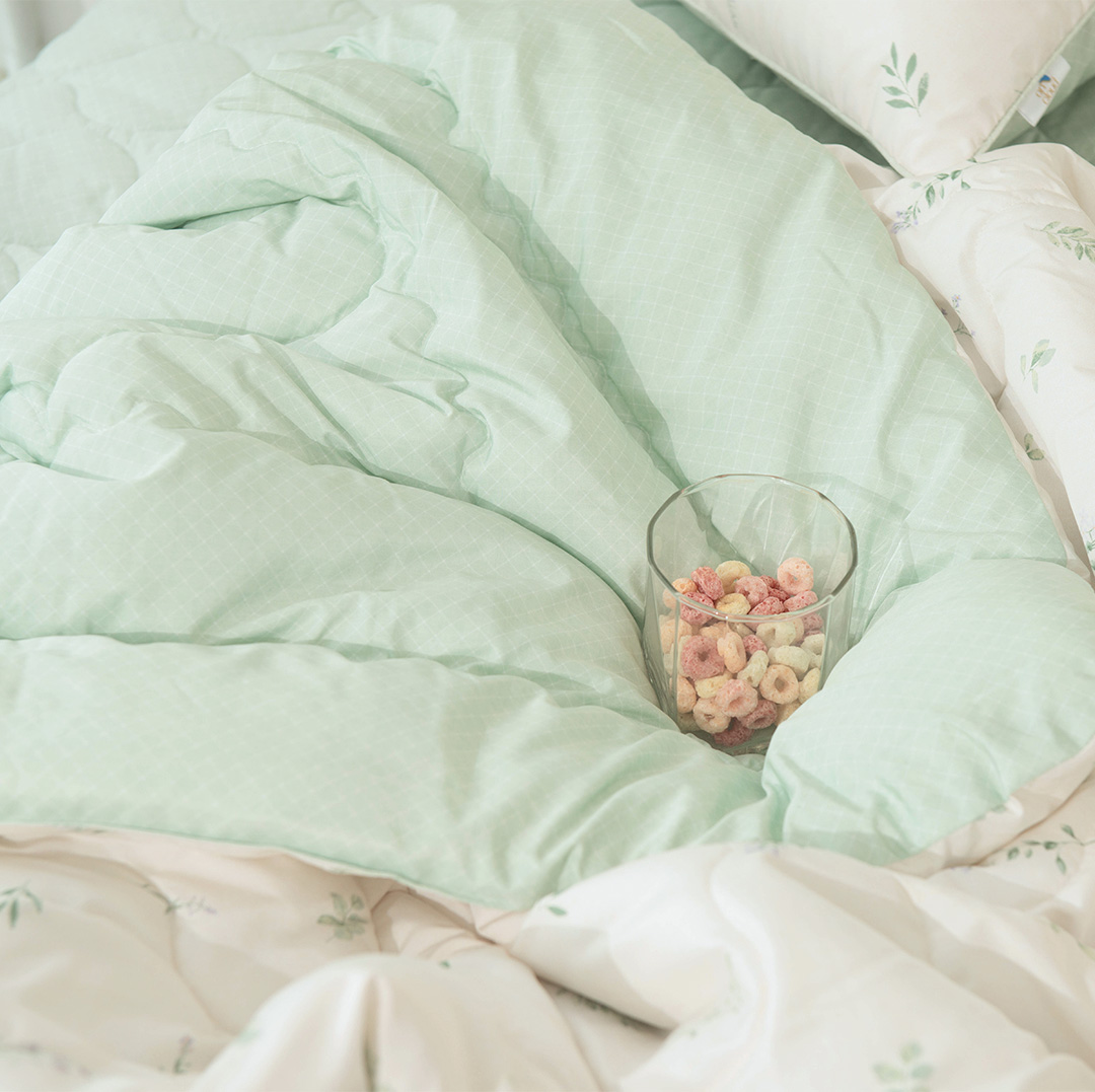 Sylvia Bedding Set (SS/Q/K)