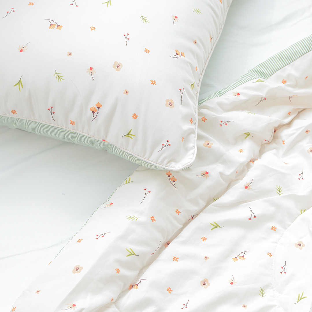 Anna Comforter (Q)