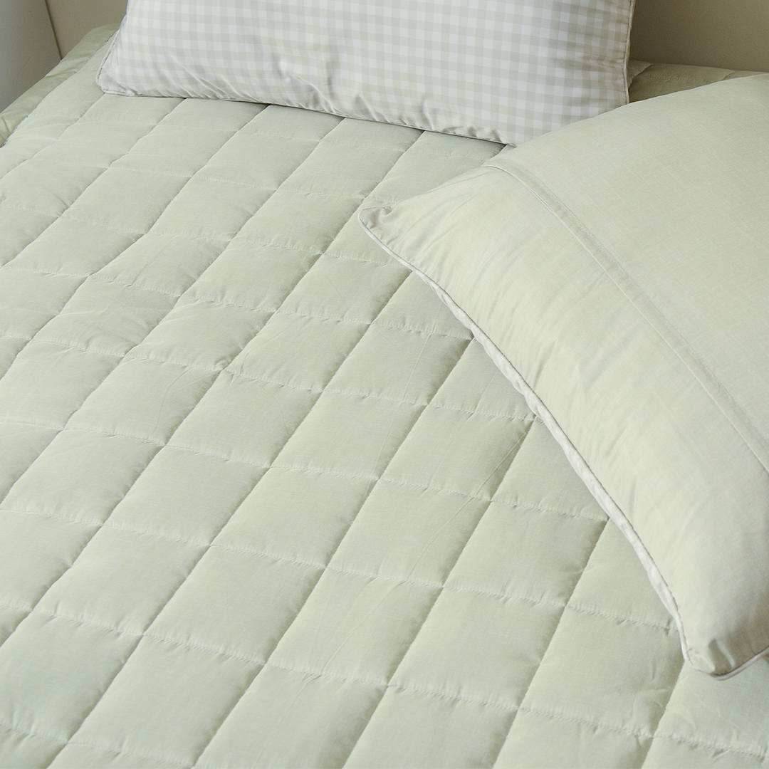 Square Quilted Mattress Pad